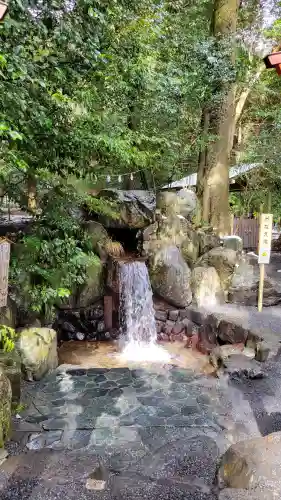 椿岸神社の{uncategorized: "未分類", other: "その他", undefined: "問題あり", building: "その他建物", grave: "お墓", sacred_gate: "鳥居", guardian: "狛犬", statue: "像", buddha: "仏像", history: "歴史", nature: "自然", garden: "庭園", animal: "動物", pagoda: "塔", temizu: "手水舎", mountain_gate: "山門・神門", sanctuary: "本殿・本堂", subordinate: "末社・摂社", art: "芸術", scenery: "景色", jizo: "地蔵", ema: "絵馬", goshuin: "御朱印", omikuji: "おみくじ", items: "授与品その他", amulet: "お守り", goshuincho: "御朱印帳", eats: "食事", festival: "お祭り", votive_dance: "神楽", shichigosan: "七五三参", wedding: "結婚式", experience: "体験その他", initially: "初詣", around: "周辺", anti_infection: "感染症対策"}