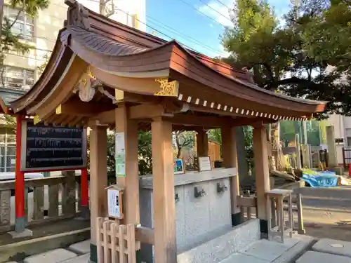 お三の宮日枝神社の手水