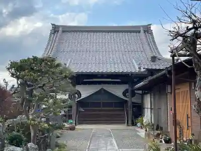 満福寺の{uncategorized: "未分類", other: "その他", undefined: "問題あり", building: "その他建物", grave: "お墓", sacred_gate: "鳥居", guardian: "狛犬", statue: "像", buddha: "仏像", history: "歴史", nature: "自然", garden: "庭園", animal: "動物", pagoda: "塔", temizu: "手水舎", mountain_gate: "山門・神門", sanctuary: "本殿・本堂", subordinate: "末社・摂社", art: "芸術", scenery: "景色", jizo: "地蔵", ema: "絵馬", goshuin: "御朱印", omikuji: "おみくじ", items: "授与品その他", amulet: "お守り", goshuincho: "御朱印帳", eats: "食事", festival: "お祭り", votive_dance: "神楽", shichigosan: "七五三参", wedding: "結婚式", experience: "体験その他", initially: "初詣", around: "周辺", anti_infection: "感染症対策"}