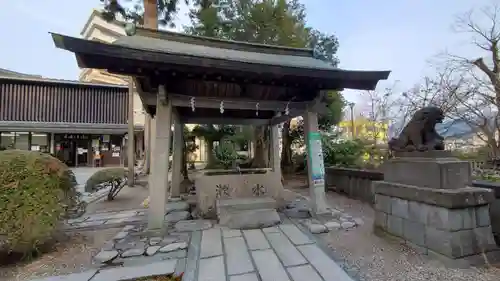 新橋浅間神社の手水