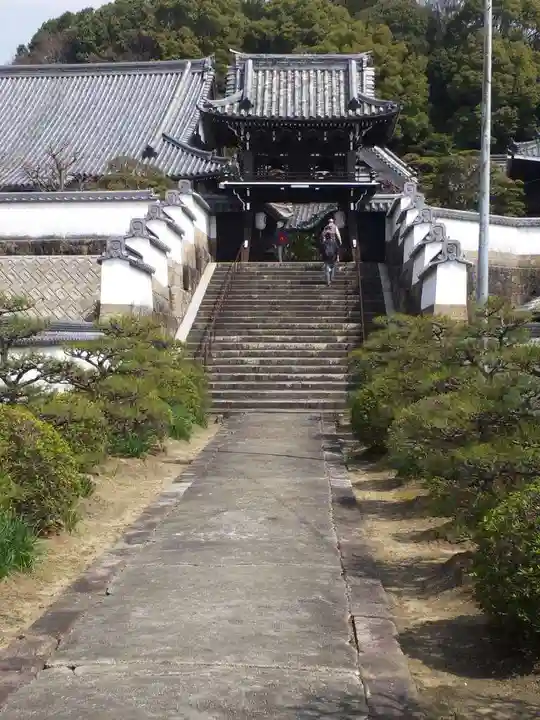 随念寺の山門・神門