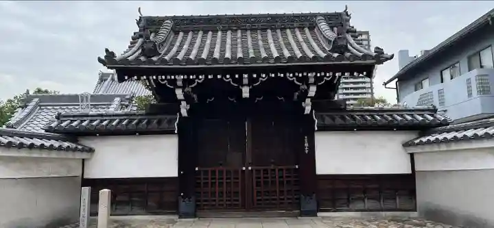 銀山寺の山門・神門