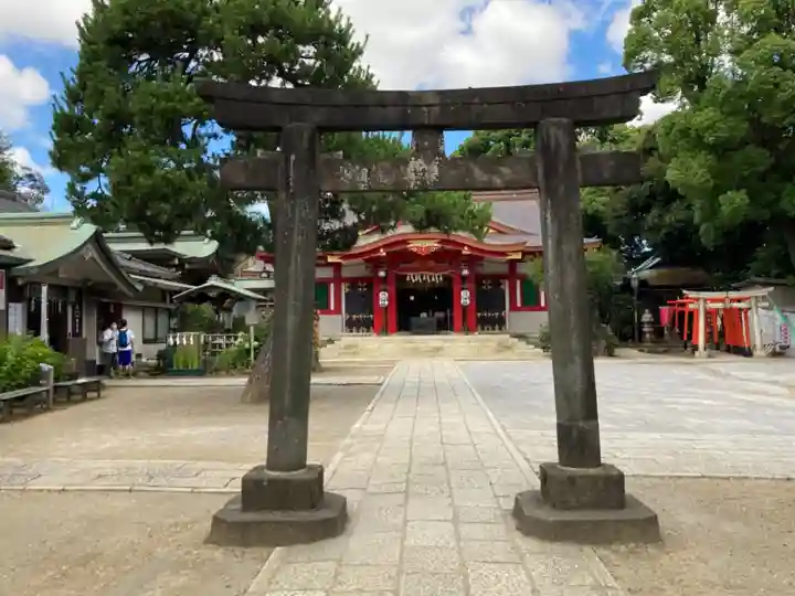 品川神社の鳥居