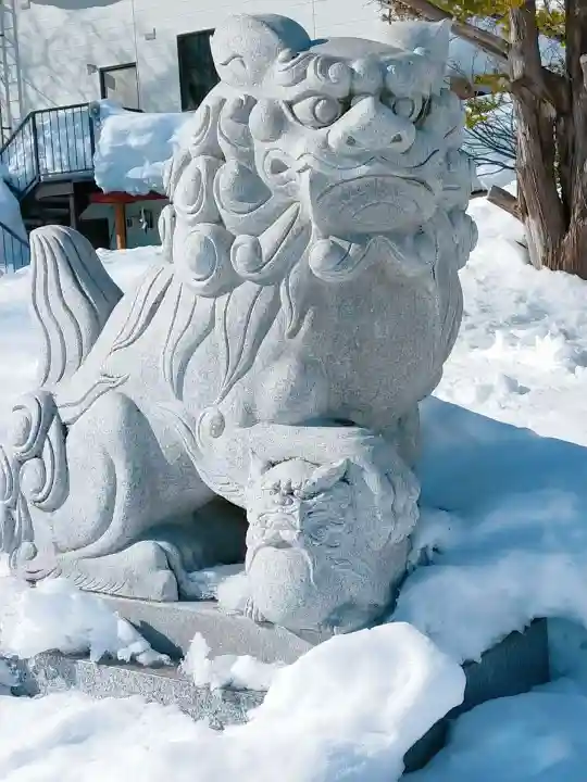 上手稲神社の狛犬
