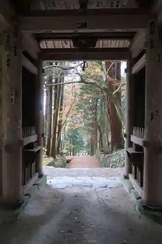 百済寺の山門・神門