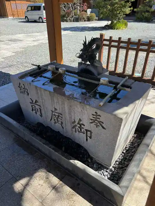 日枝神社の{uncategorized: "未分類", other: "その他", undefined: "問題あり", building: "その他建物", grave: "お墓", sacred_gate: "鳥居", guardian: "狛犬", statue: "像", buddha: "仏像", history: "歴史", nature: "自然", garden: "庭園", animal: "動物", pagoda: "塔", temizu: "手水舎", mountain_gate: "山門・神門", sanctuary: "本殿・本堂", subordinate: "末社・摂社", art: "芸術", scenery: "景色", jizo: "地蔵", ema: "絵馬", goshuin: "御朱印", omikuji: "おみくじ", items: "授与品その他", amulet: "お守り", goshuincho: "御朱印帳", eats: "食事", festival: "お祭り", votive_dance: "神楽", shichigosan: "七五三参", wedding: "結婚式", experience: "体験その他", initially: "初詣", around: "周辺", anti_infection: "感染症対策"}