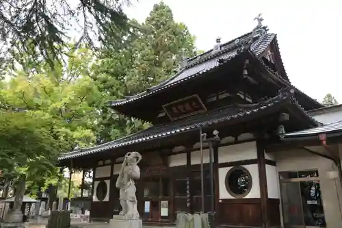 大慈寺の本殿