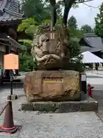 冨士御室浅間神社の狛犬