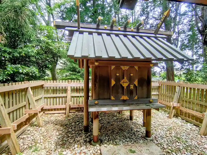 仲神社の本殿・本堂