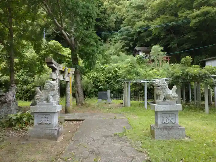 塩屋神社の狛犬