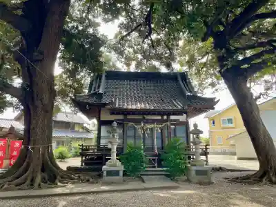 諏訪大神社 の{uncategorized: "未分類", other: "その他", undefined: "問題あり", building: "その他建物", grave: "お墓", sacred_gate: "鳥居", guardian: "狛犬", statue: "像", buddha: "仏像", history: "歴史", nature: "自然", garden: "庭園", animal: "動物", pagoda: "塔", temizu: "手水舎", mountain_gate: "山門・神門", sanctuary: "本殿・本堂", subordinate: "末社・摂社", art: "芸術", scenery: "景色", jizo: "地蔵", ema: "絵馬", goshuin: "御朱印", omikuji: "おみくじ", items: "授与品その他", amulet: "お守り", goshuincho: "御朱印帳", eats: "食事", festival: "お祭り", votive_dance: "神楽", shichigosan: "七五三参", wedding: "結婚式", experience: "体験その他", initially: "初詣", around: "周辺", anti_infection: "感染症対策"}