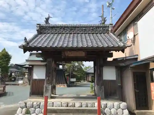 庚申寺の山門