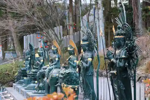 霊山寺の仏像