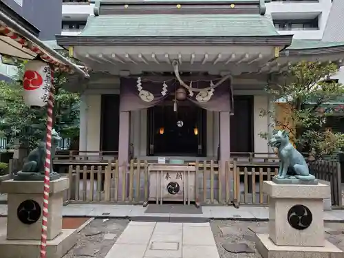 宮益御嶽神社の本殿・本堂
