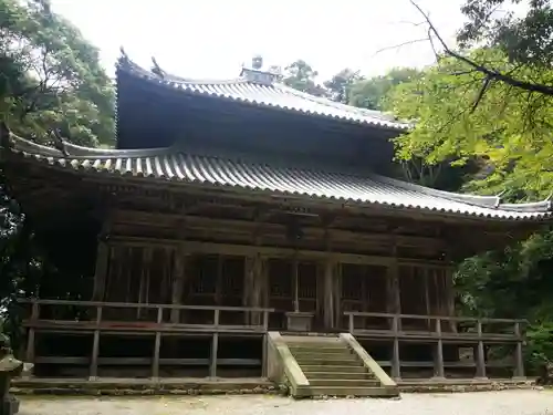 一乗寺の本殿・本堂