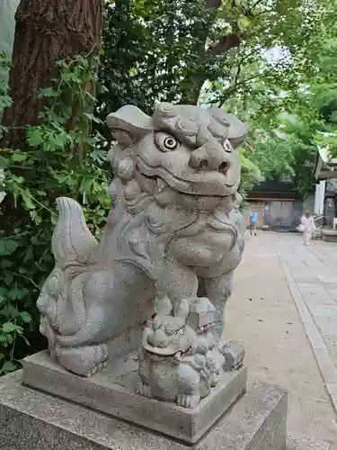 銀杏岡八幡神社の狛犬