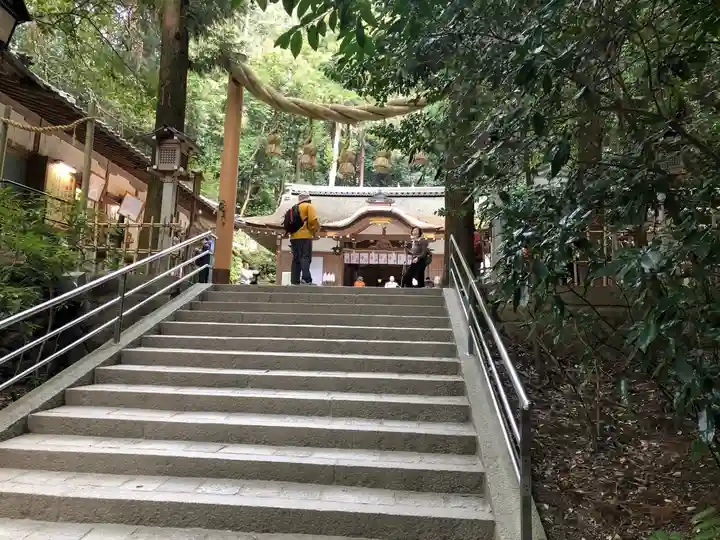狭井坐大神荒魂神社(狭井神社)のその他建物