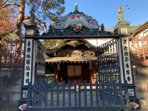 妙法寺の山門