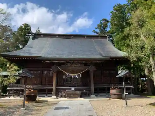 鳥谷崎神社の本殿