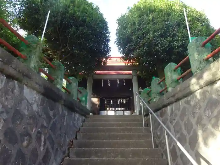 神明神社の本殿