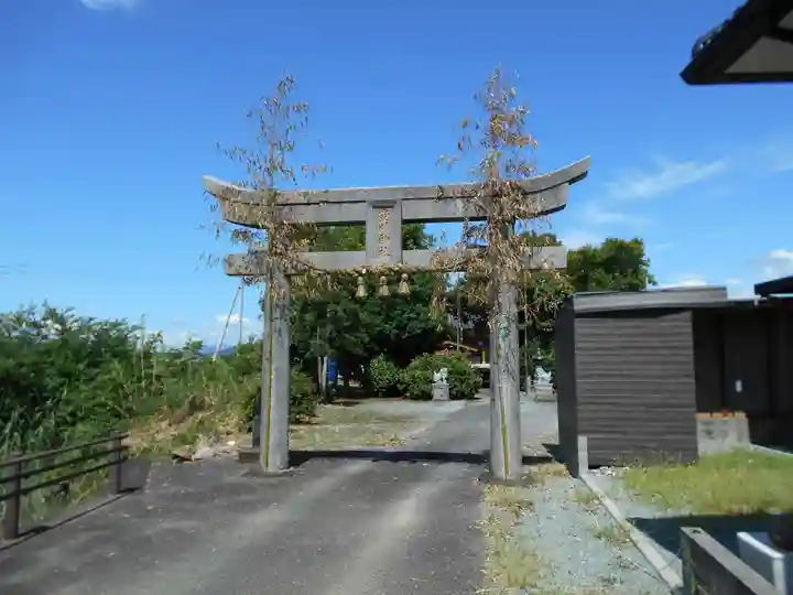 豊川神社の鳥居