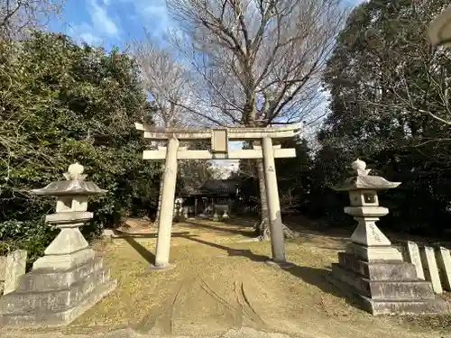 伊勢降神社の鳥居