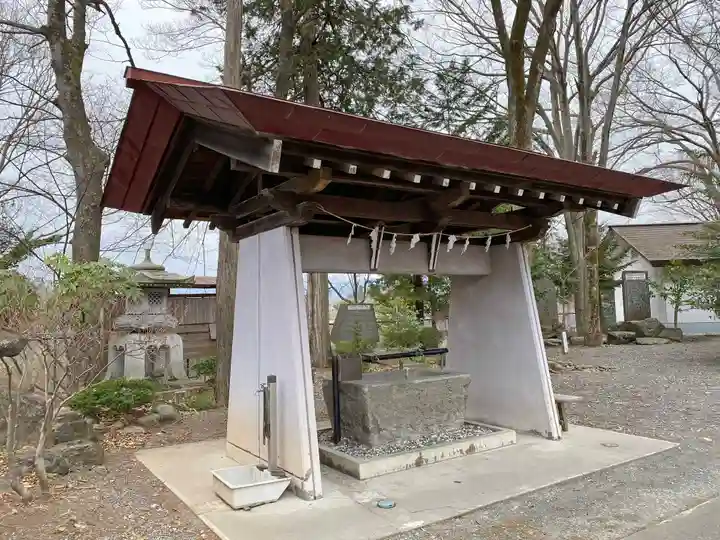 皆野椋神社の手水舎