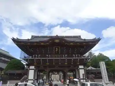 成田山新勝寺の山門・神門
