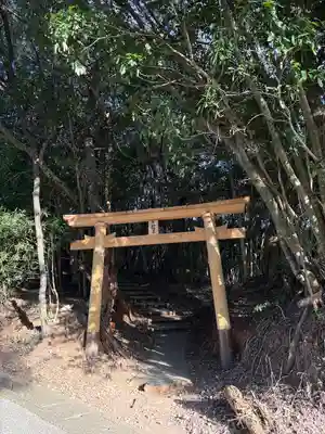 青龍寺奥の院(波切不動)の鳥居
