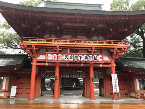 武蔵一宮氷川神社の山門・神門