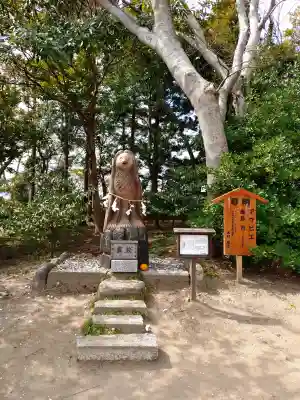 白子神社の{uncategorized: "未分類", other: "その他", undefined: "問題あり", building: "その他建物", grave: "お墓", sacred_gate: "鳥居", guardian: "狛犬", statue: "像", buddha: "仏像", history: "歴史", nature: "自然", garden: "庭園", animal: "動物", pagoda: "塔", temizu: "手水舎", mountain_gate: "山門・神門", sanctuary: "本殿・本堂", subordinate: "末社・摂社", art: "芸術", scenery: "景色", jizo: "地蔵", ema: "絵馬", goshuin: "御朱印", omikuji: "おみくじ", items: "授与品その他", amulet: "お守り", goshuincho: "御朱印帳", eats: "食事", festival: "お祭り", votive_dance: "神楽", shichigosan: "七五三参", wedding: "結婚式", experience: "体験その他", initially: "初詣", around: "周辺", anti_infection: "感染症対策"}