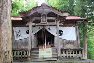 津嶋神社の本殿・本堂