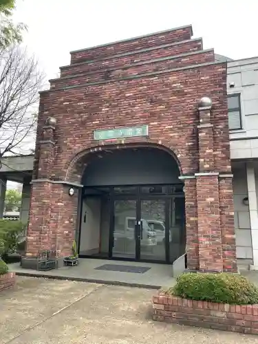 蓮馨寺の{uncategorized: "未分類", other: "その他", undefined: "問題あり", building: "その他建物", grave: "お墓", sacred_gate: "鳥居", guardian: "狛犬", statue: "像", buddha: "仏像", history: "歴史", nature: "自然", garden: "庭園", animal: "動物", pagoda: "塔", temizu: "手水舎", mountain_gate: "山門・神門", sanctuary: "本殿・本堂", subordinate: "末社・摂社", art: "芸術", scenery: "景色", jizo: "地蔵", ema: "絵馬", goshuin: "御朱印", omikuji: "おみくじ", items: "授与品その他", amulet: "お守り", goshuincho: "御朱印帳", eats: "食事", festival: "お祭り", votive_dance: "神楽", shichigosan: "七五三参", wedding: "結婚式", experience: "体験その他", initially: "初詣", around: "周辺", anti_infection: "感染症対策"}