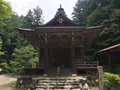横蔵寺の本殿・本堂