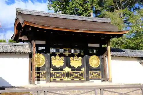 醍醐寺の山門・神門