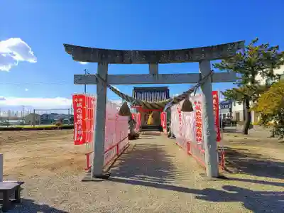 城向稲荷社の鳥居