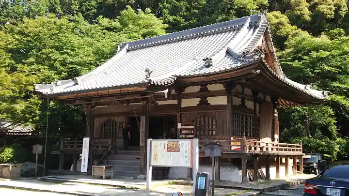 微妙寺の本殿・本堂