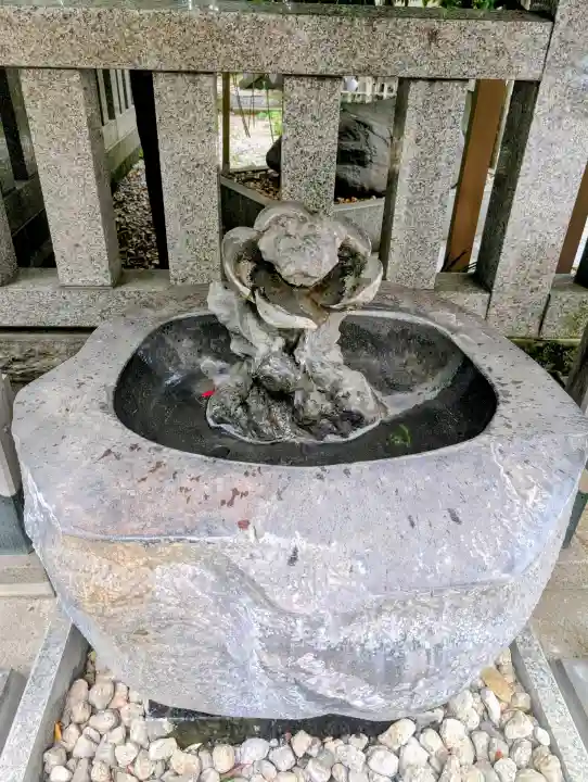 牛天神北野神社の{uncategorized: "未分類", other: "その他", undefined: "問題あり", building: "その他建物", grave: "お墓", sacred_gate: "鳥居", guardian: "狛犬", statue: "像", buddha: "仏像", history: "歴史", nature: "自然", garden: "庭園", animal: "動物", pagoda: "塔", temizu: "手水舎", mountain_gate: "山門・神門", sanctuary: "本殿・本堂", subordinate: "末社・摂社", art: "芸術", scenery: "景色", jizo: "地蔵", ema: "絵馬", goshuin: "御朱印", omikuji: "おみくじ", items: "授与品その他", amulet: "お守り", goshuincho: "御朱印帳", eats: "食事", festival: "お祭り", votive_dance: "神楽", shichigosan: "七五三参", wedding: "結婚式", experience: "体験その他", initially: "初詣", around: "周辺", anti_infection: "感染症対策"}