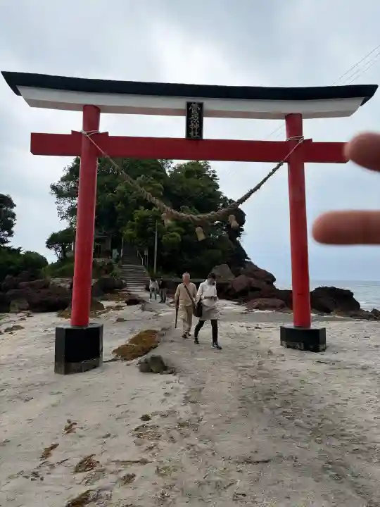 菅原神社の{uncategorized: "未分類", other: "その他", undefined: "問題あり", building: "その他建物", grave: "お墓", sacred_gate: "鳥居", guardian: "狛犬", statue: "像", buddha: "仏像", history: "歴史", nature: "自然", garden: "庭園", animal: "動物", pagoda: "塔", temizu: "手水舎", mountain_gate: "山門・神門", sanctuary: "本殿・本堂", subordinate: "末社・摂社", art: "芸術", scenery: "景色", jizo: "地蔵", ema: "絵馬", goshuin: "御朱印", omikuji: "おみくじ", items: "授与品その他", amulet: "お守り", goshuincho: "御朱印帳", eats: "食事", festival: "お祭り", votive_dance: "神楽", shichigosan: "七五三参", wedding: "結婚式", experience: "体験その他", initially: "初詣", around: "周辺", anti_infection: "感染症対策"}