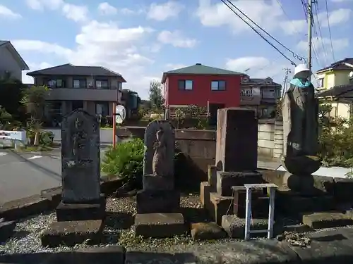 堀兼神社（浅間宮）の仏像