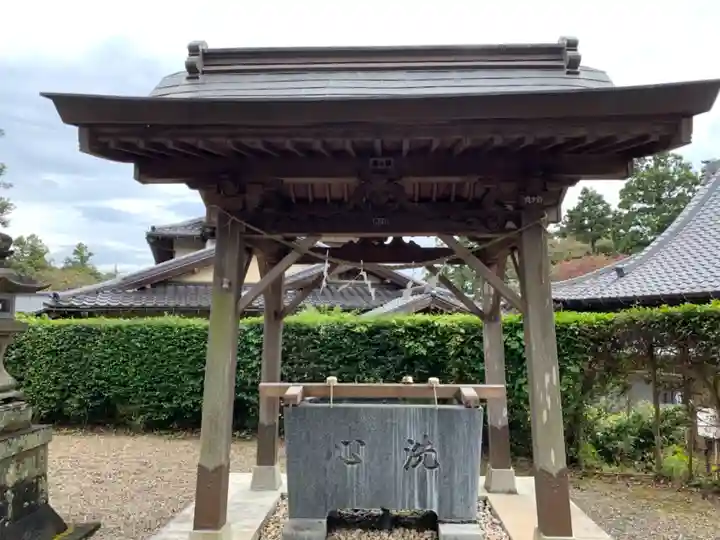 熊野神社の手水舎