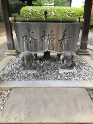 等覚院の手水舎