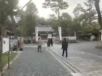 稲荷神社の{uncategorized: "未分類", other: "その他", undefined: "問題あり", building: "その他建物", grave: "お墓", sacred_gate: "鳥居", guardian: "狛犬", statue: "像", buddha: "仏像", history: "歴史", nature: "自然", garden: "庭園", animal: "動物", pagoda: "塔", temizu: "手水舎", mountain_gate: "山門・神門", sanctuary: "本殿・本堂", subordinate: "末社・摂社", art: "芸術", scenery: "景色", jizo: "地蔵", ema: "絵馬", goshuin: "御朱印", omikuji: "おみくじ", items: "授与品その他", amulet: "お守り", goshuincho: "御朱印帳", eats: "食事", festival: "お祭り", votive_dance: "神楽", shichigosan: "七五三参", wedding: "結婚式", experience: "体験その他", initially: "初詣", around: "周辺", anti_infection: "感染症対策"}
