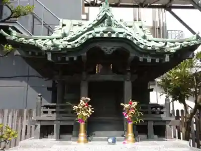 龍光不動尊の本殿・本堂