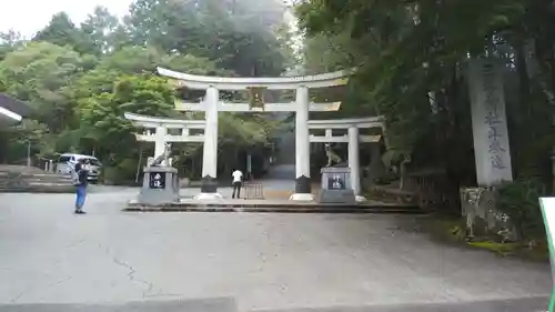 三峯神社の鳥居