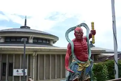 最福寺別院江の島大師の像