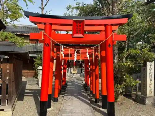 九帝王宮 萱野神社(滋賀県)