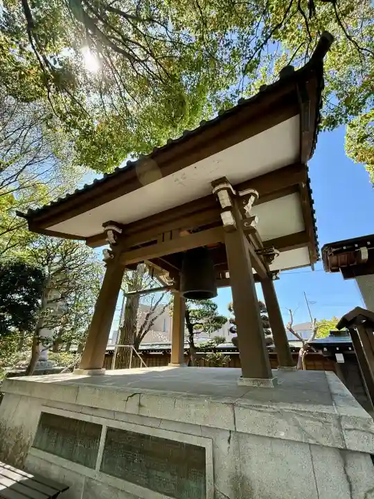 泉龍寺の{uncategorized: "未分類", other: "その他", undefined: "問題あり", building: "その他建物", grave: "お墓", sacred_gate: "鳥居", guardian: "狛犬", statue: "像", buddha: "仏像", history: "歴史", nature: "自然", garden: "庭園", animal: "動物", pagoda: "塔", temizu: "手水舎", mountain_gate: "山門・神門", sanctuary: "本殿・本堂", subordinate: "末社・摂社", art: "芸術", scenery: "景色", jizo: "地蔵", ema: "絵馬", goshuin: "御朱印", omikuji: "おみくじ", items: "授与品その他", amulet: "お守り", goshuincho: "御朱印帳", eats: "食事", festival: "お祭り", votive_dance: "神楽", shichigosan: "七五三参", wedding: "結婚式", experience: "体験その他", initially: "初詣", around: "周辺", anti_infection: "感染症対策"}