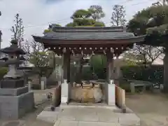 薭田神社の手水