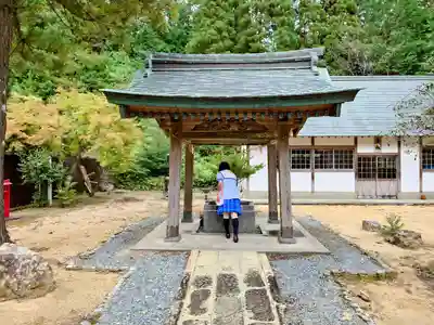 七嶽神社の手水舎